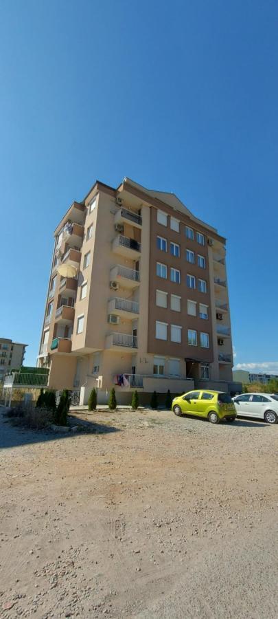 אוהריד Apartmani Miki מראה חיצוני תמונה